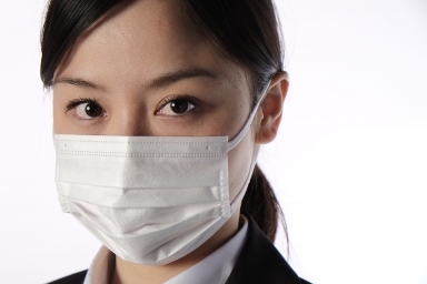 マスク2重で濡れティッシュを挟むと口乾燥に効果 ウイルス予防にも？